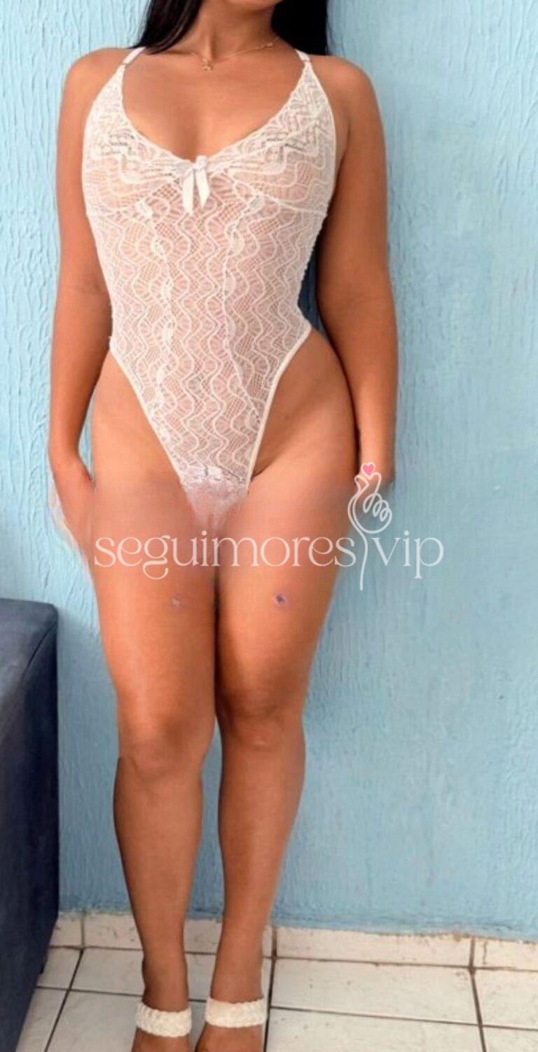 Mel Japinha em Fortaleza - Ceará — presença marcante (foto 4 de 6)